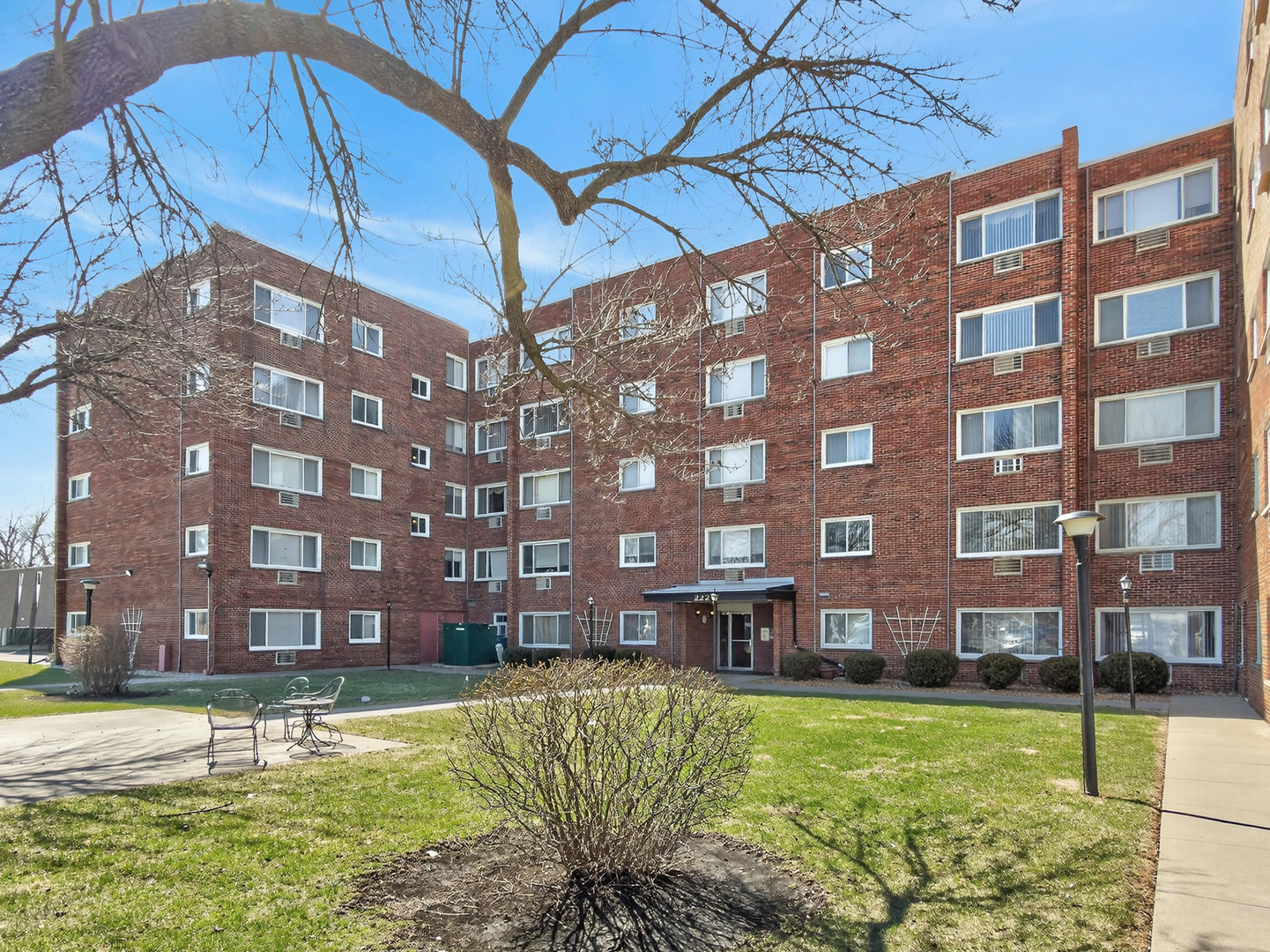 222 Madison Street #501, Joliet, IL 60435