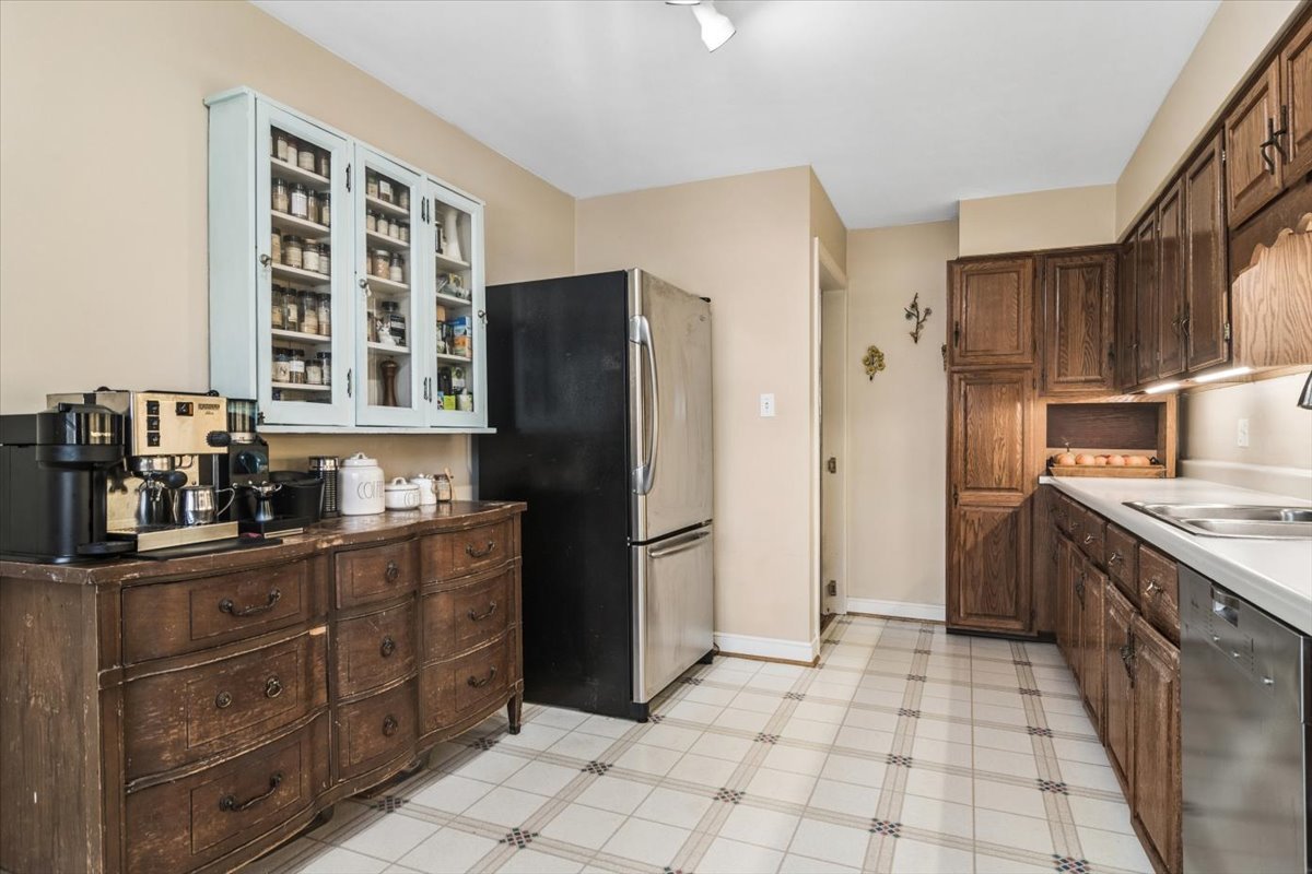 411 Pine Manor Drive, Wilmette, IL 60091