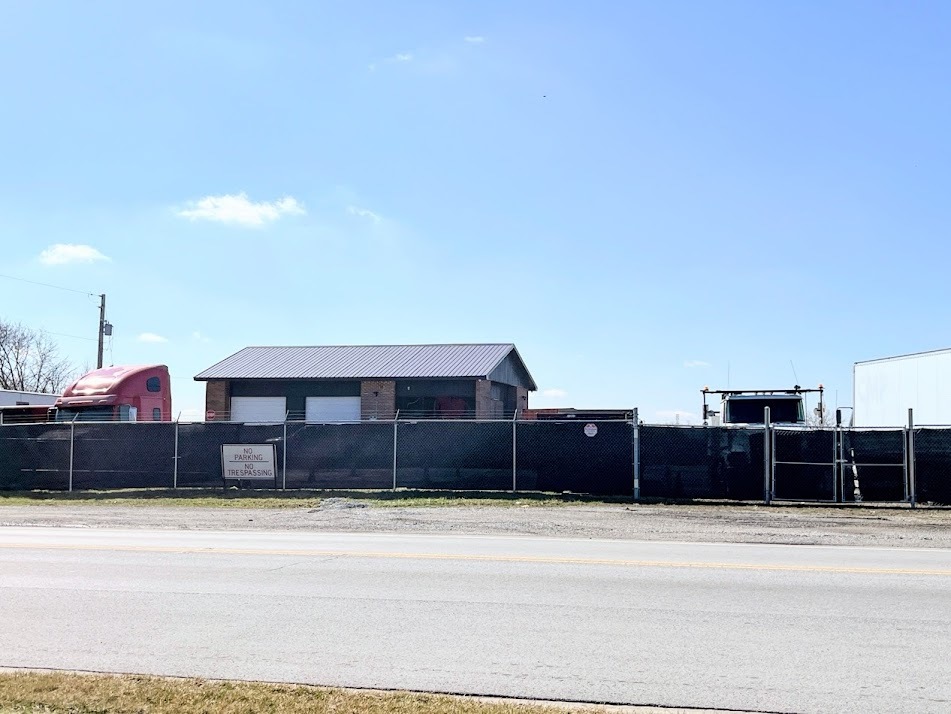 394 E Glenwood Dyer Road, Glenwood, IL 60425