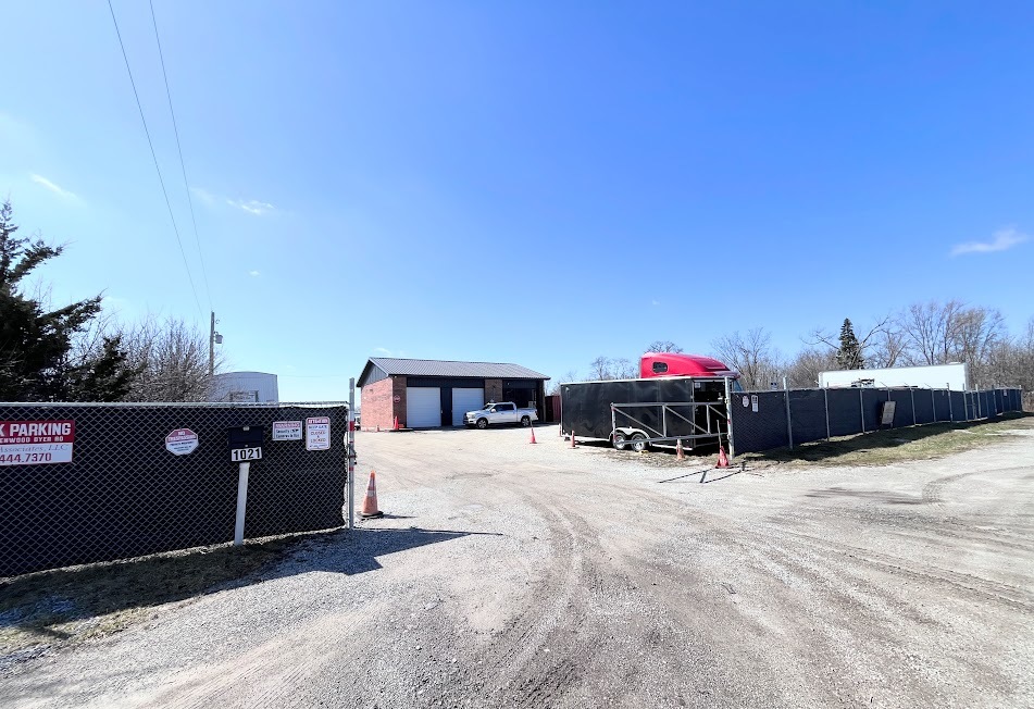 394 E Glenwood Dyer Road, Glenwood, IL 60425