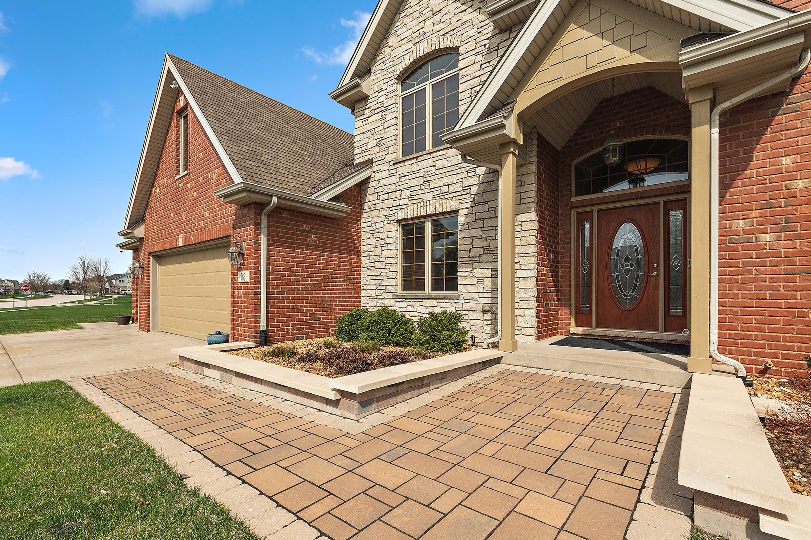 785 Stacey Drive, New Lenox, IL 60451