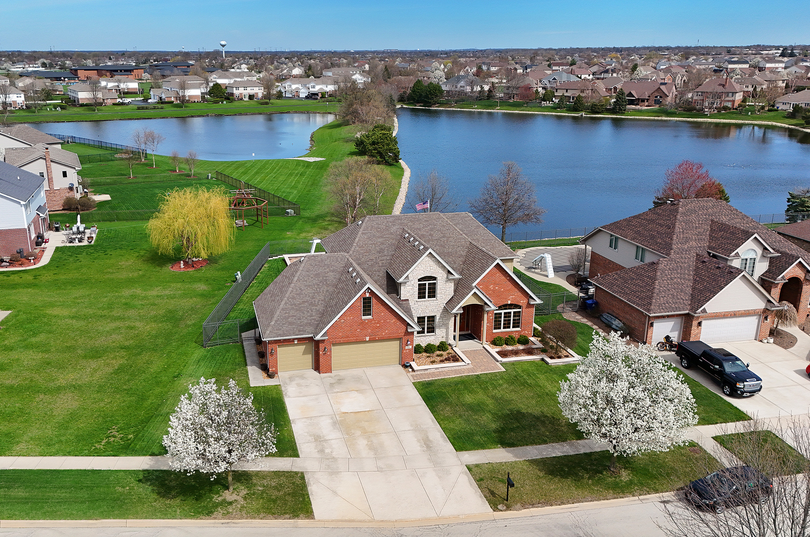 785 Stacey Drive, New Lenox, IL 60451