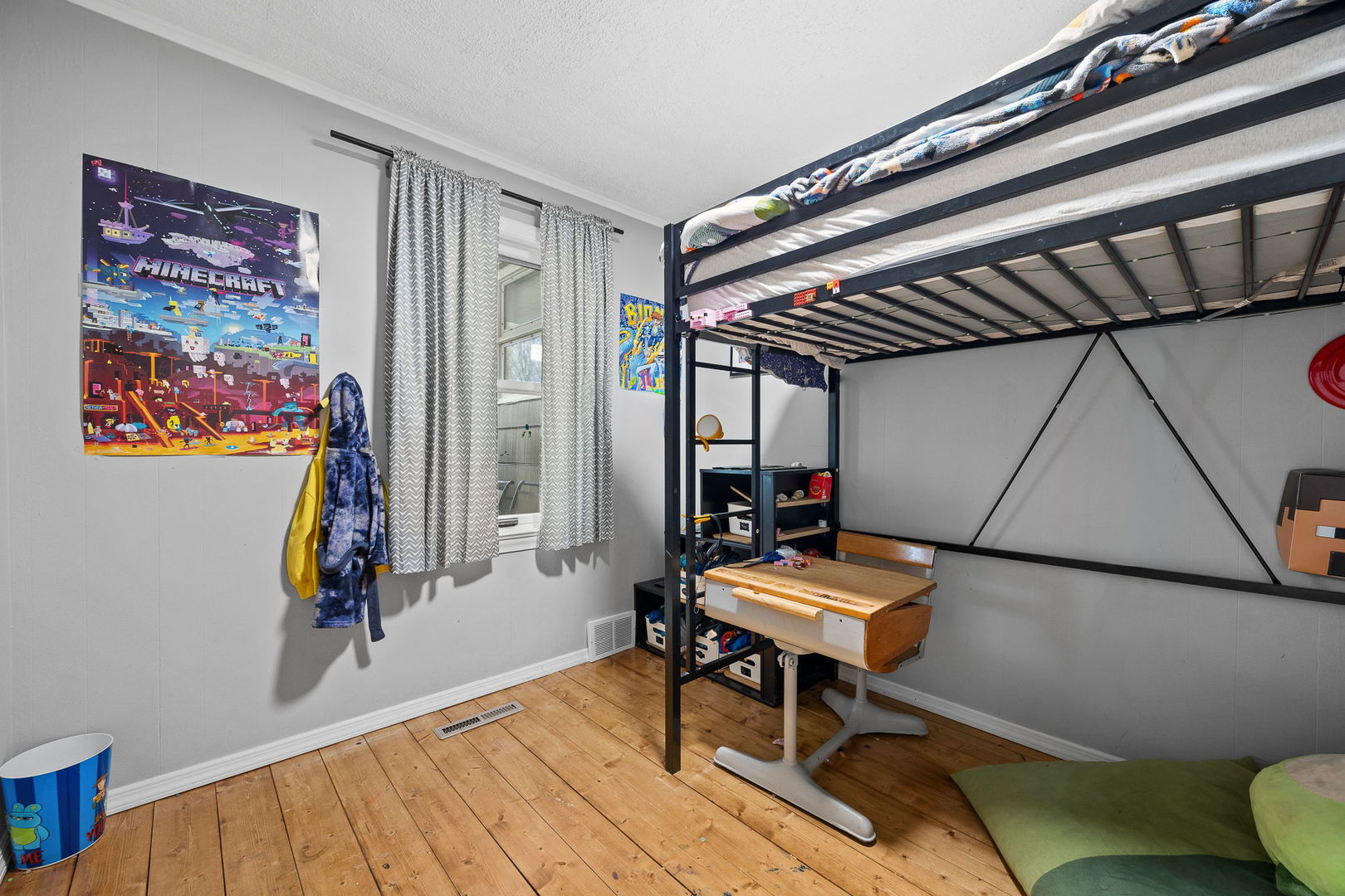 4624 Lee Avenue, Downers Grove, IL 60515