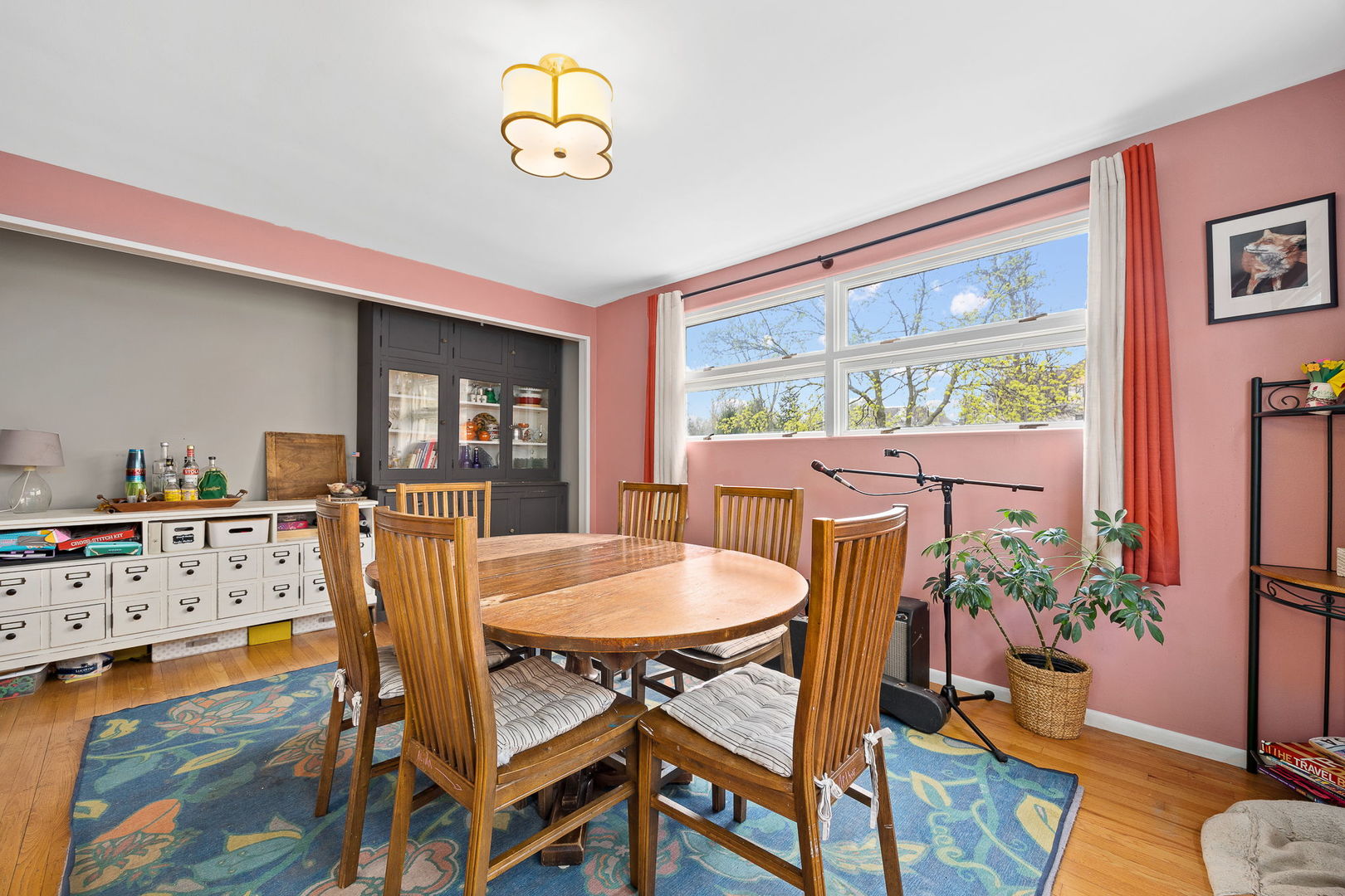 4624 Lee Avenue, Downers Grove, IL 60515