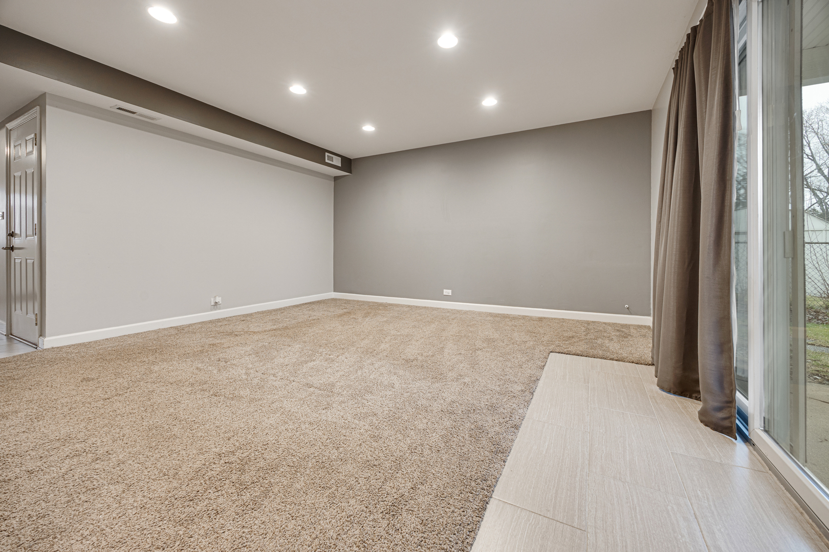 1811 AZALEA Lane, Mount Prospect, IL 60056