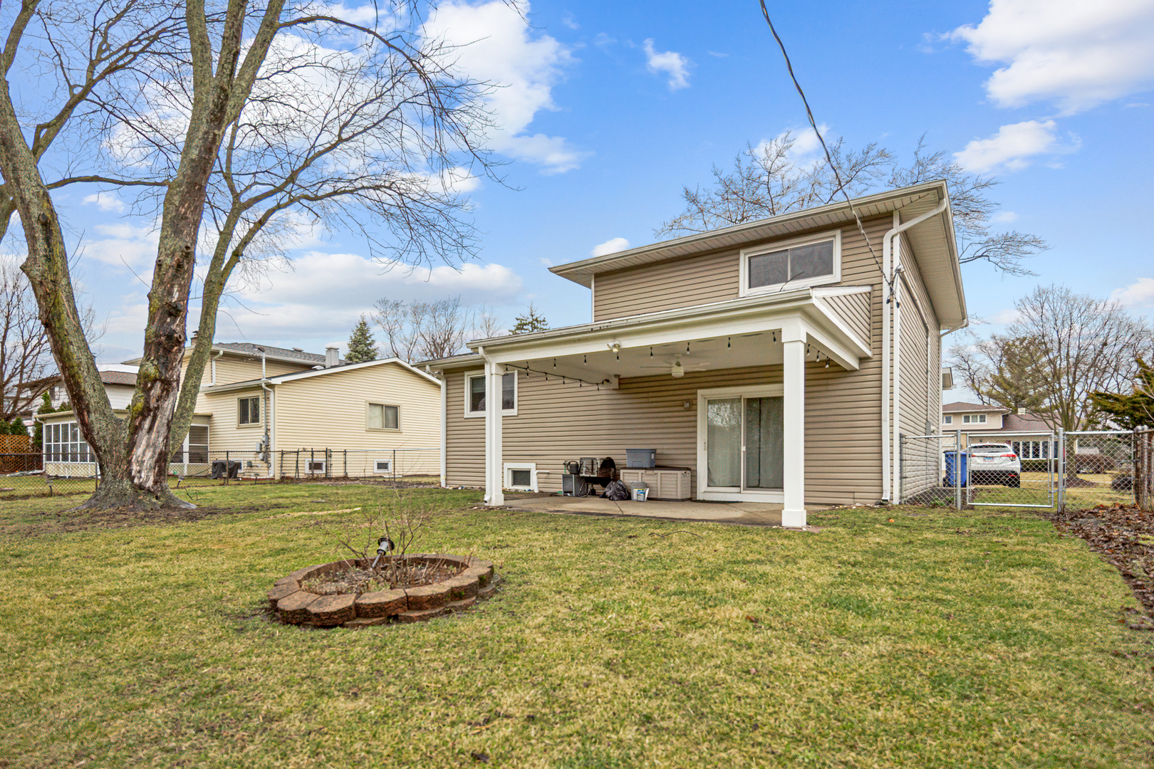 1811 AZALEA Lane, Mount Prospect, IL 60056