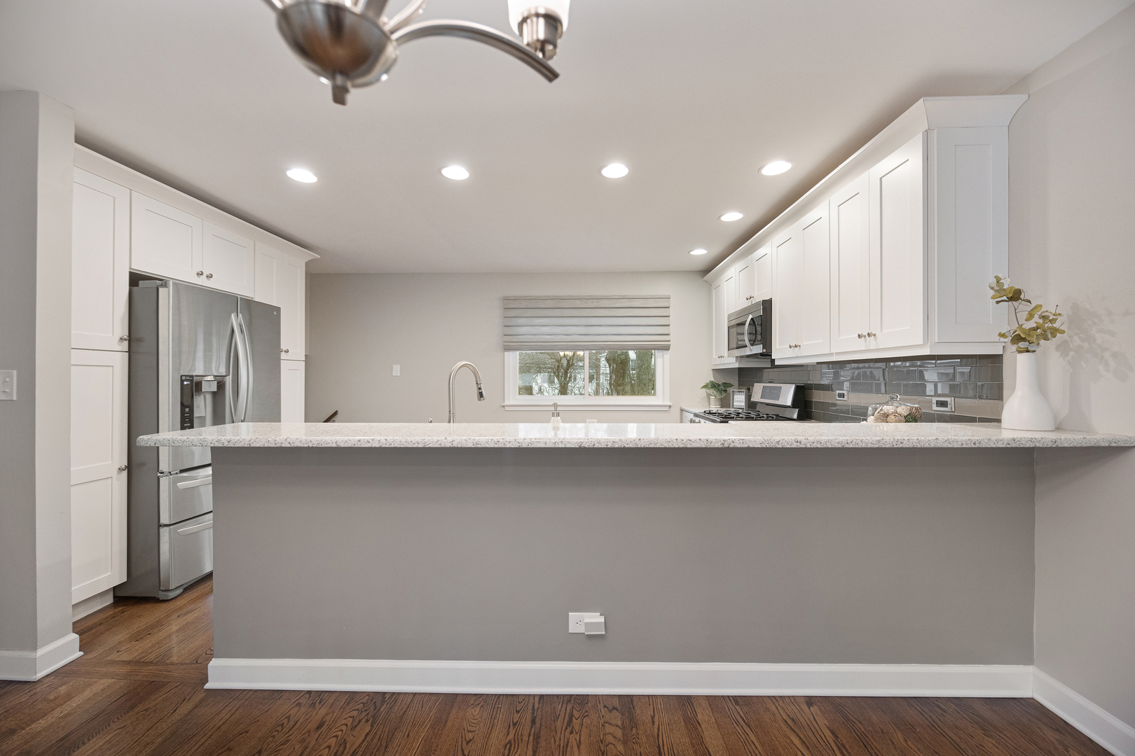 1811 AZALEA Lane, Mount Prospect, IL 60056