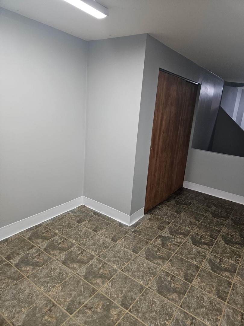 5121 Deblin Lane, Oak Lawn, IL 60453