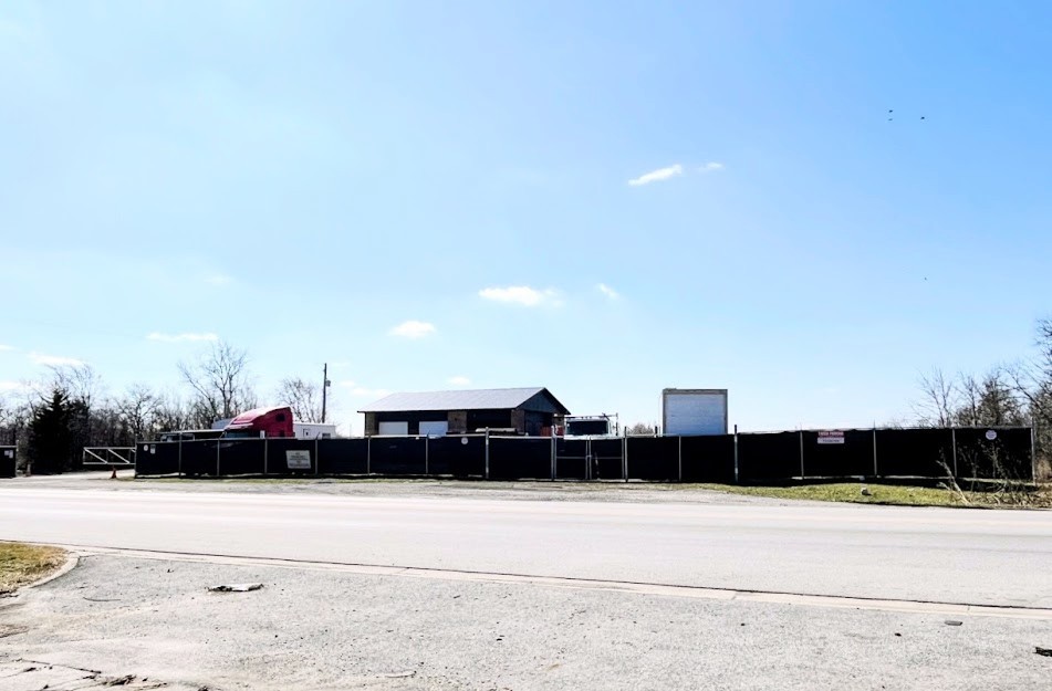 394 E Glenwood Dyer Road, Glenwood, IL 60425