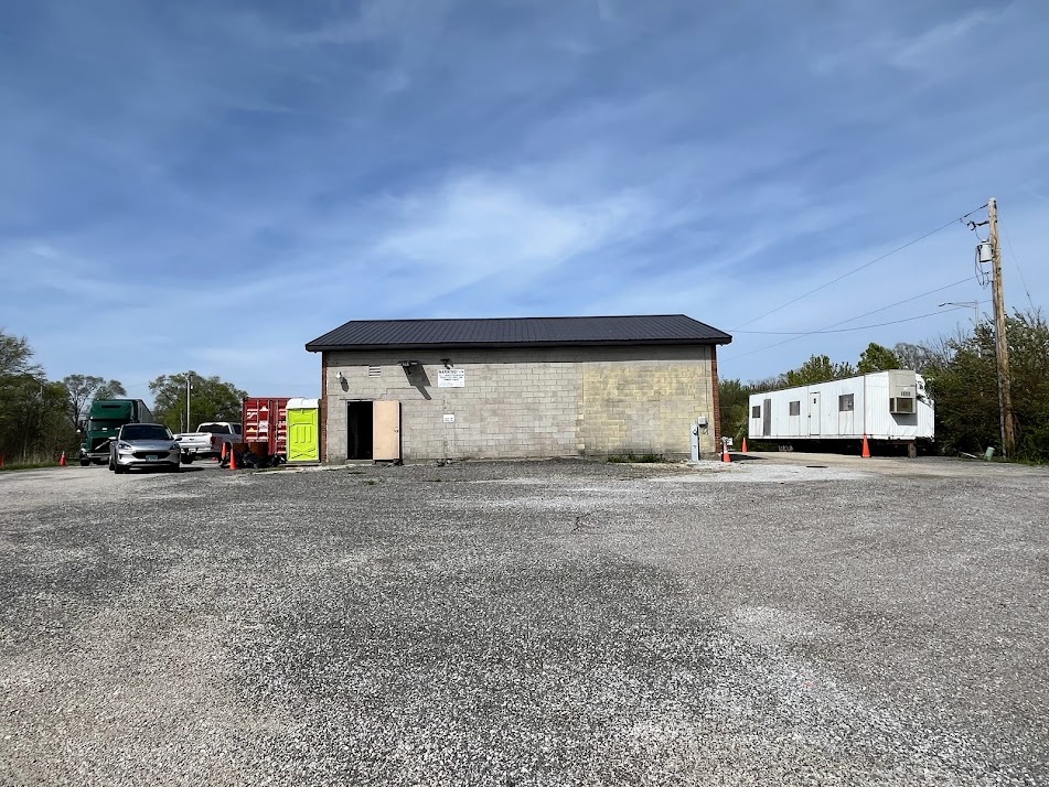 394 E Glenwood Dyer Road, Glenwood, IL 60425