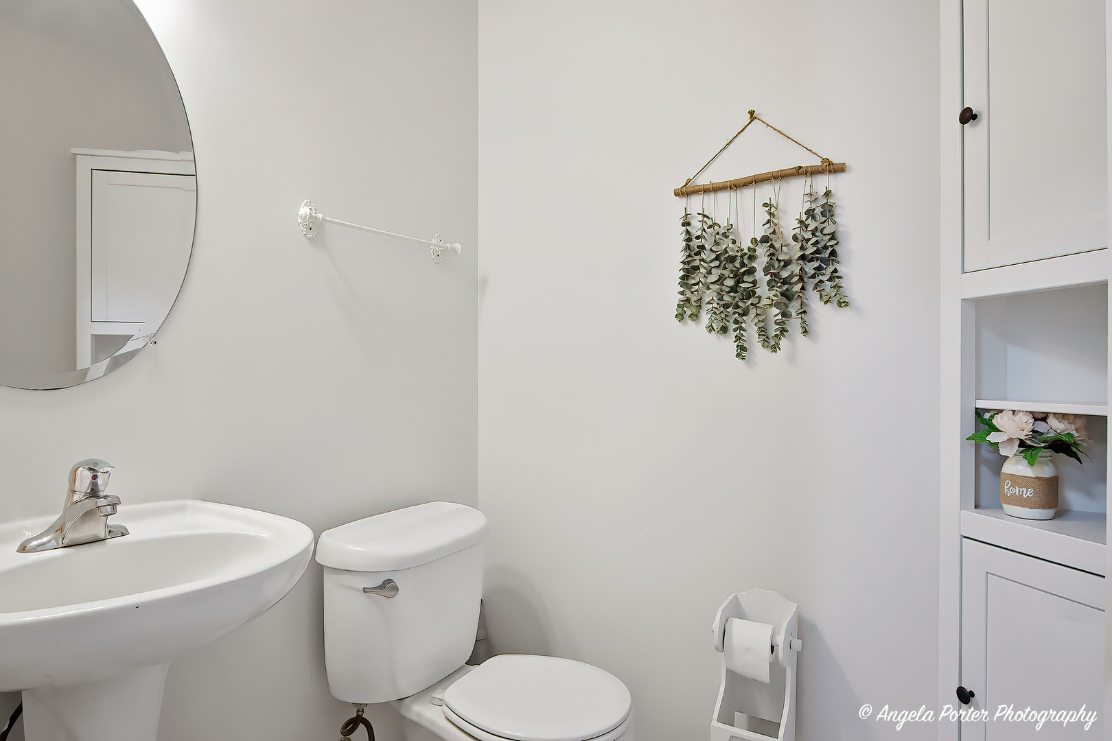 1901 Kennedy Drive, McHenry, IL 60050