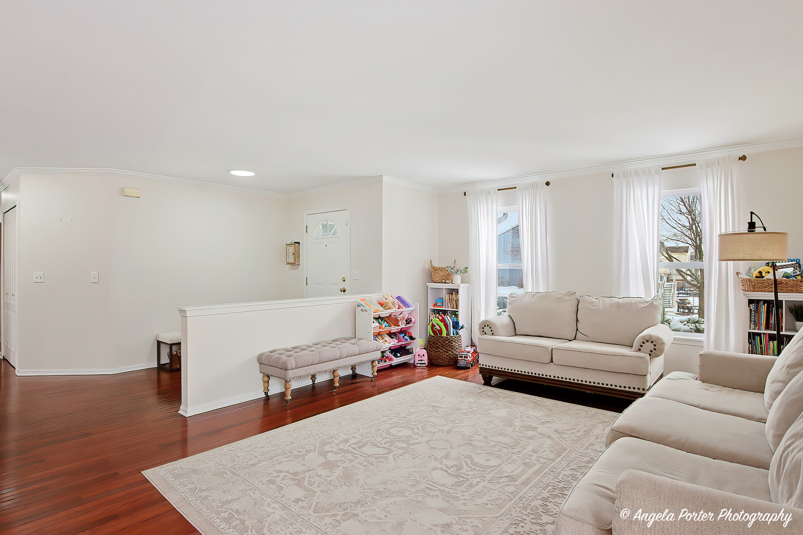 1901 Kennedy Drive, McHenry, IL 60050