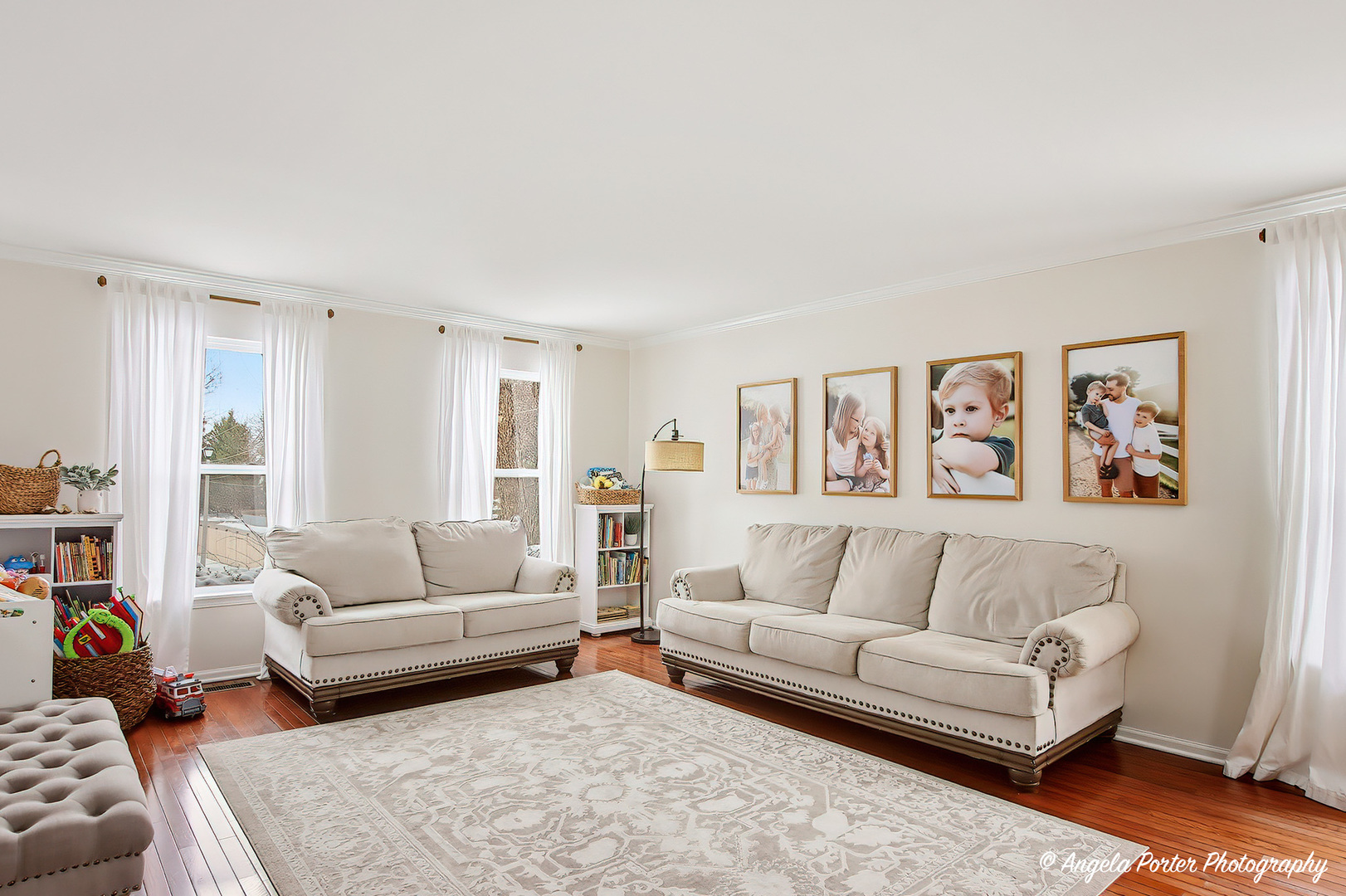 1901 Kennedy Drive, McHenry, IL 60050