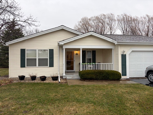 1810 Paddock Court, Grayslake, IL 60030