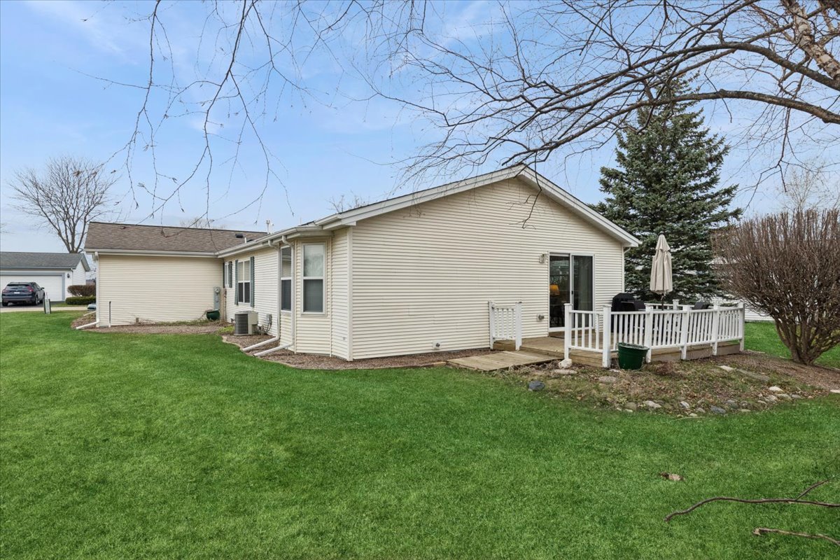 1810 Paddock Court, Grayslake, IL 60030