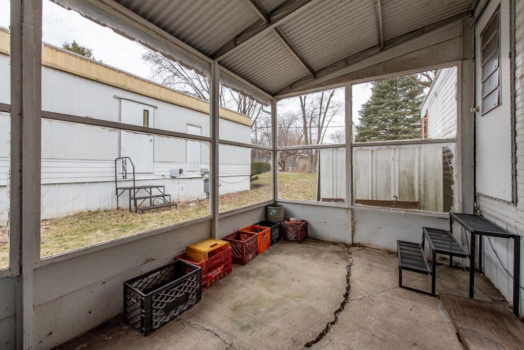 38285 N Sheridan Road #126, Beach Park, IL 60087