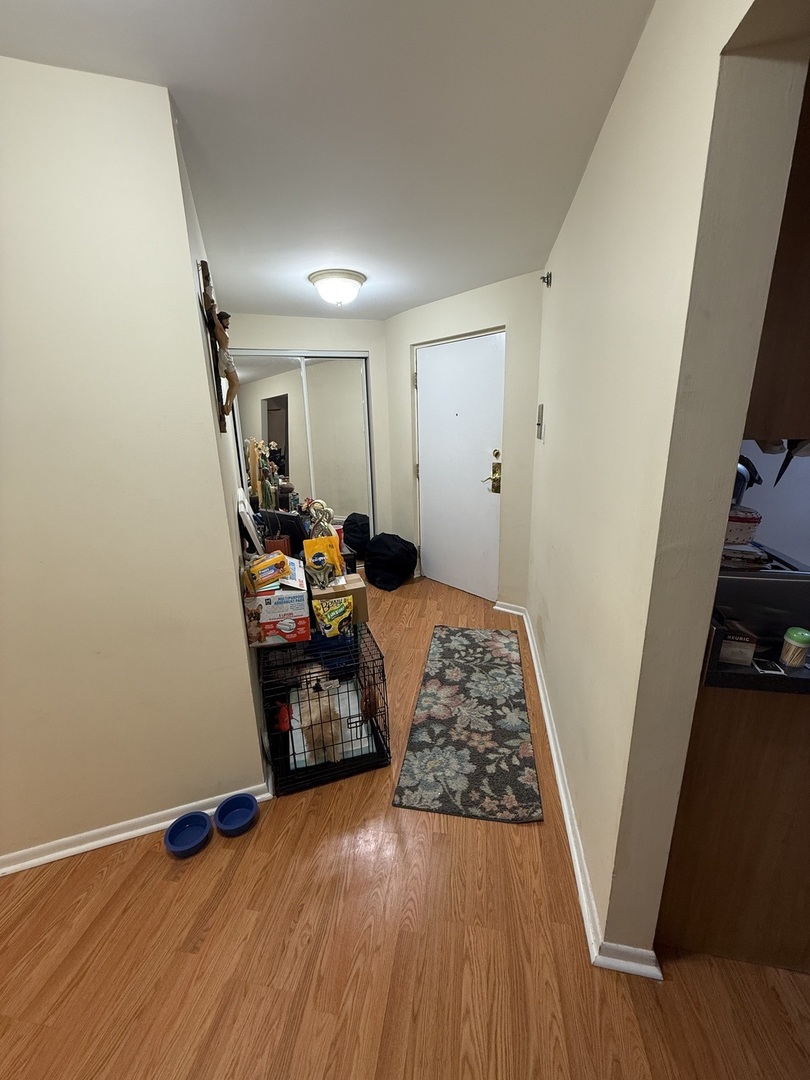 3900 W 95th Street #305, Evergreen Park, IL 60805