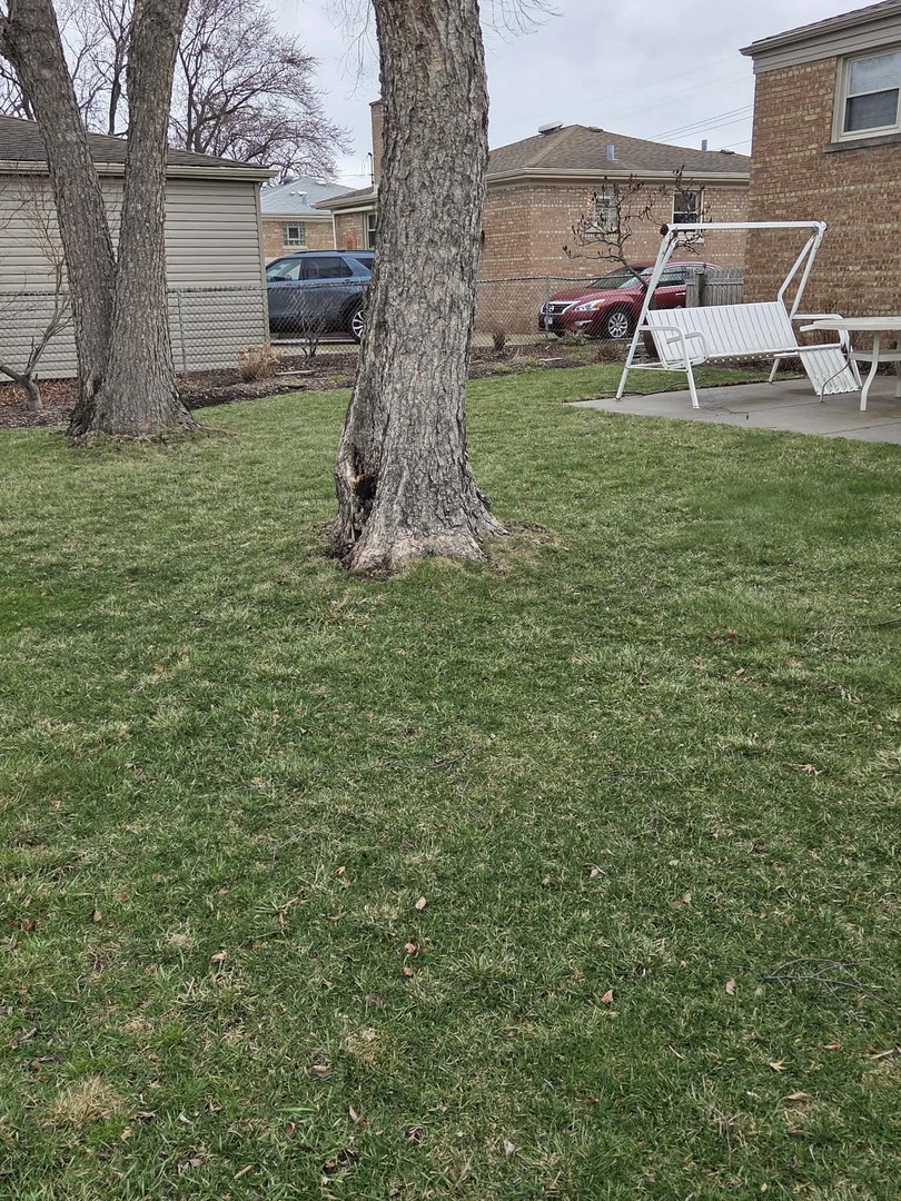 5425 W 99th Street, Oak Lawn, IL 60453