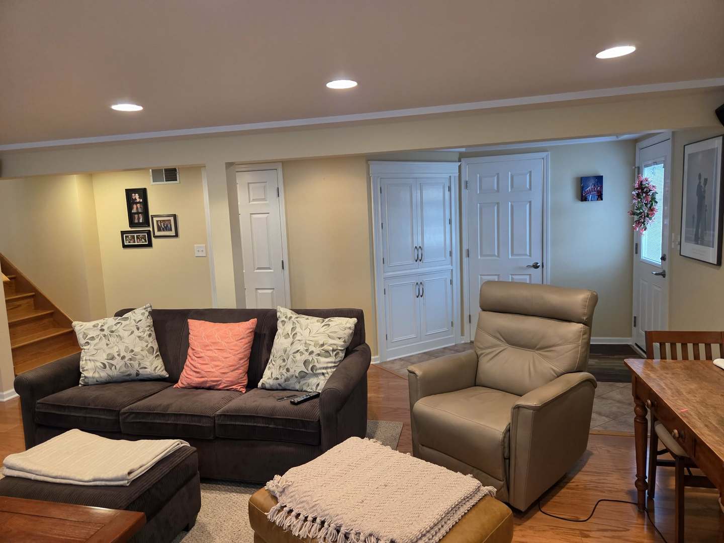 5425 W 99th Street, Oak Lawn, IL 60453