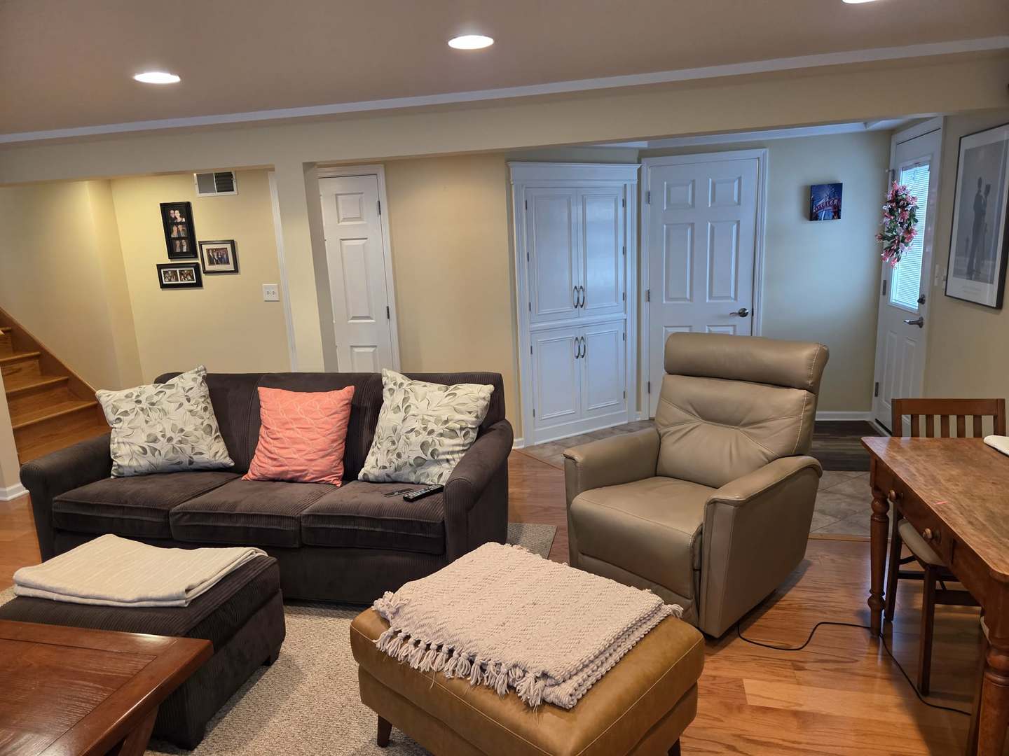 5425 W 99th Street, Oak Lawn, IL 60453