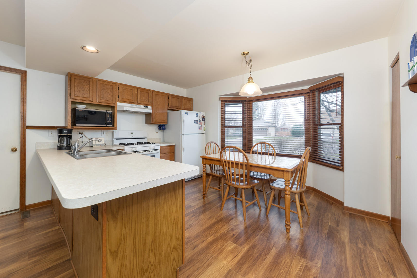 Bolingbrook, IL 60490