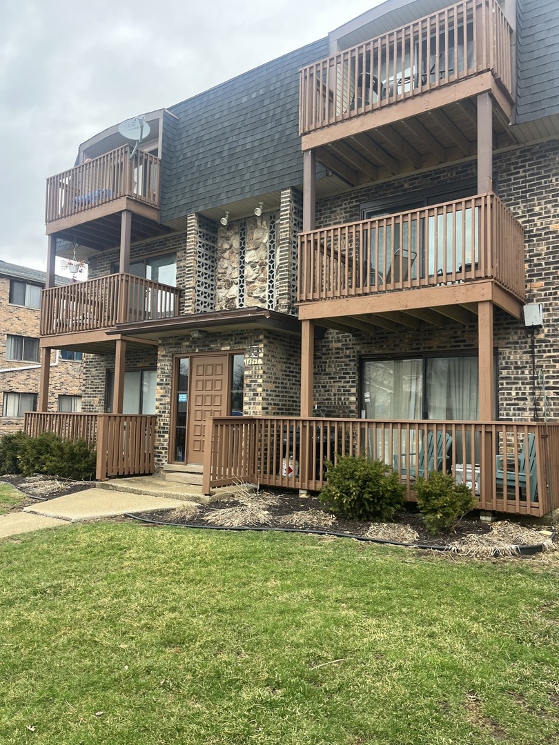 14747 S KENTON Avenue #3C, Midlothian, IL 60445