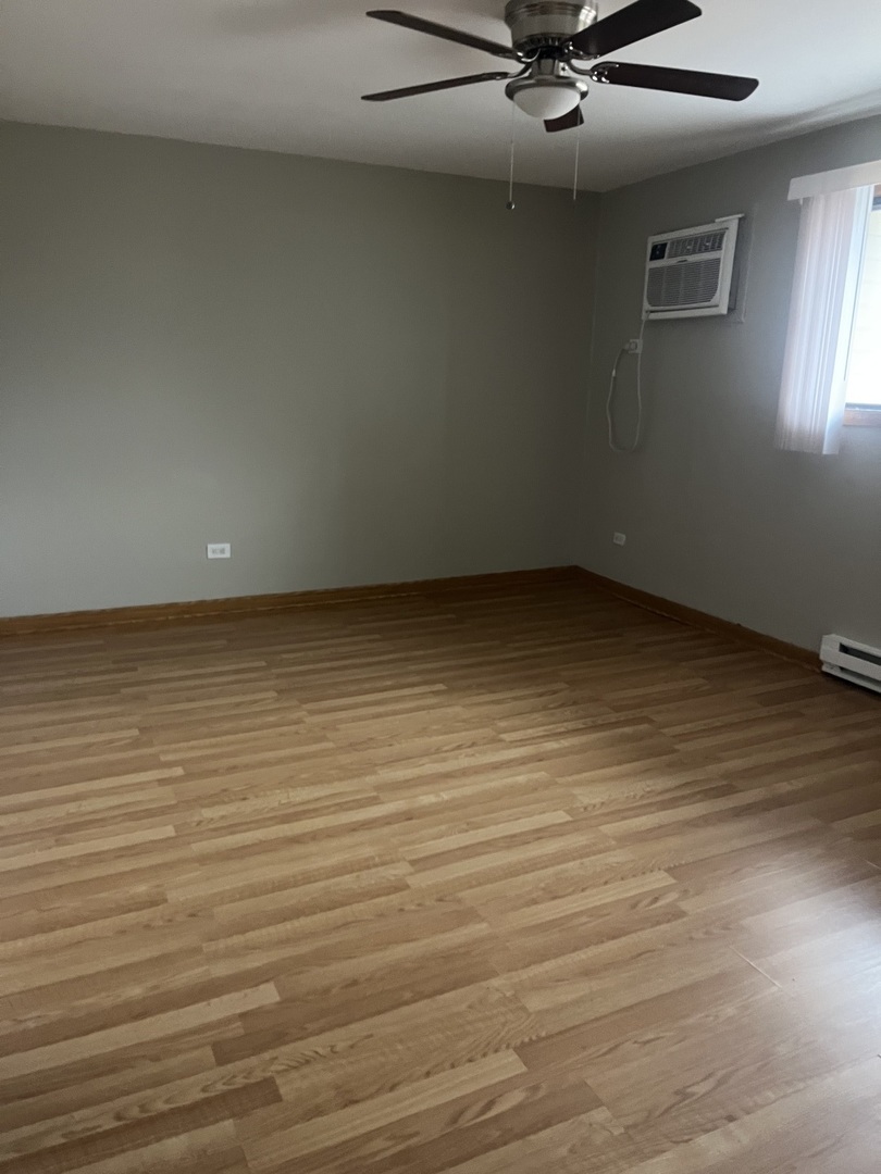 14747 S KENTON Avenue #3C, Midlothian, IL 60445