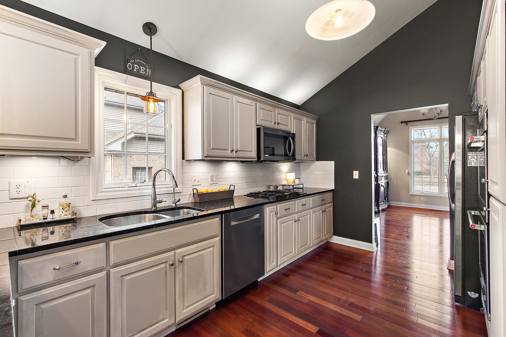 135 Sonoma Road, New Lenox, IL 60451