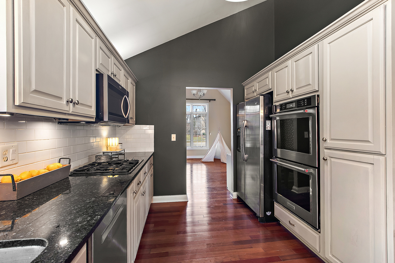 135 Sonoma Road, New Lenox, IL 60451