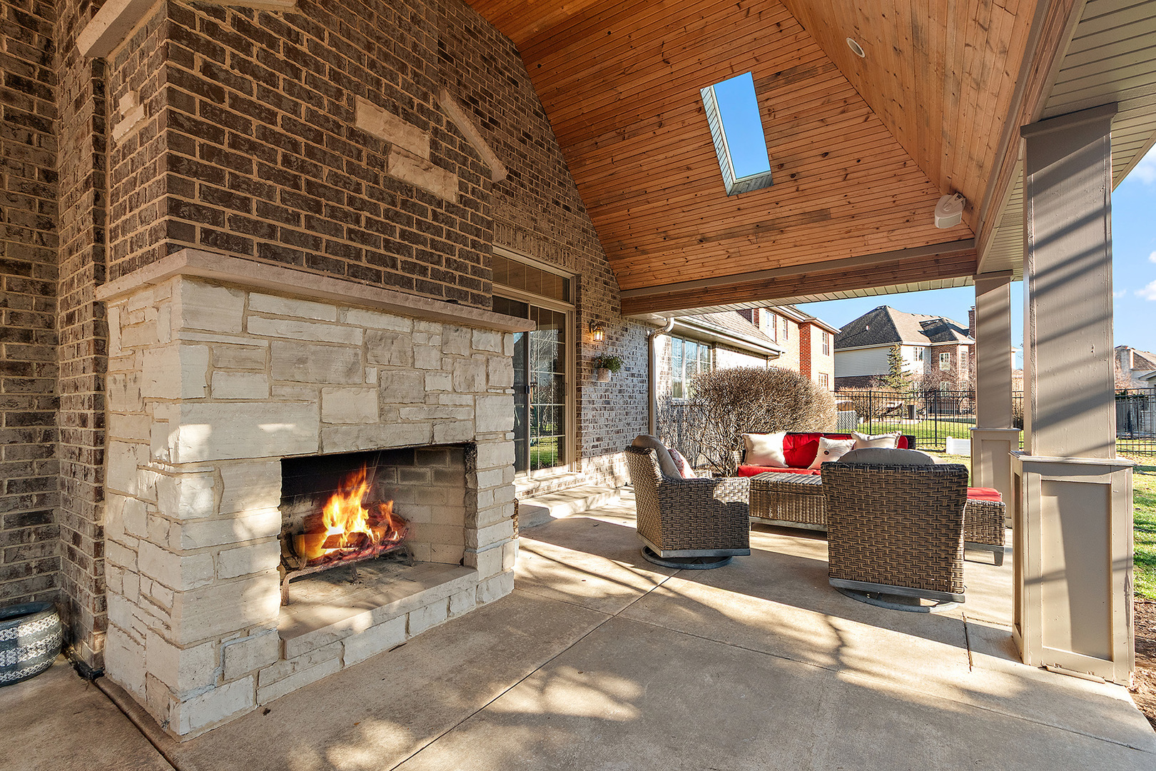 135 Sonoma Road, New Lenox, IL 60451