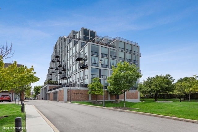 61 W 15th Street #213, Chicago, IL 60605