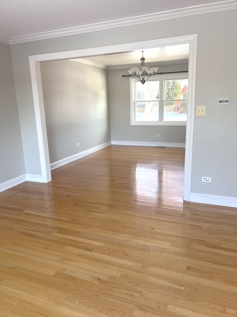 7213 Bateman Street, Downers Grove, IL 60516