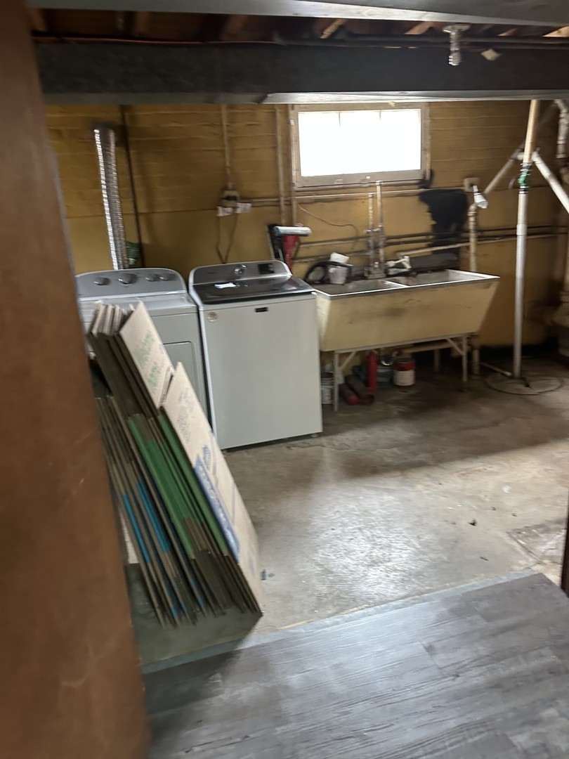 9225 Massasoit Avenue, Oak Lawn, IL 60453