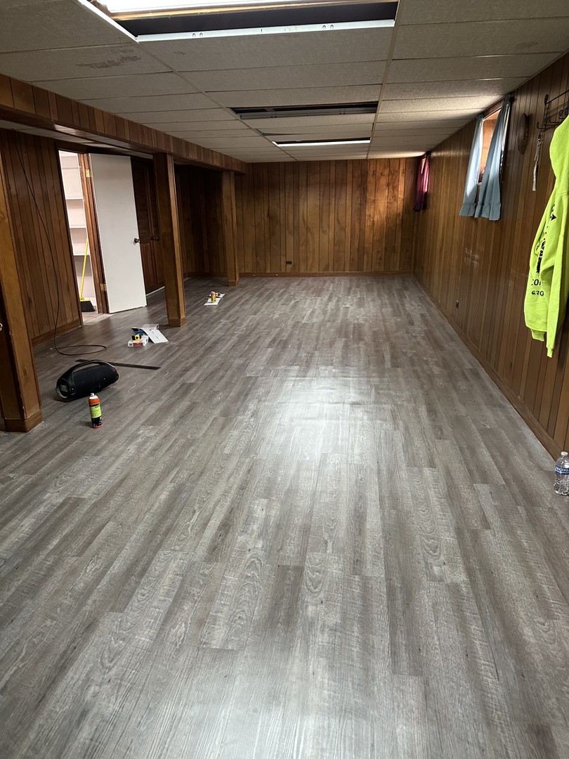 9225 Massasoit Avenue, Oak Lawn, IL 60453