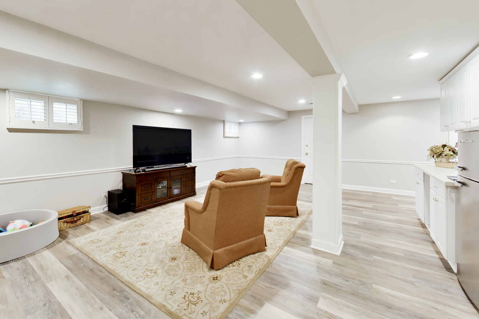 860 S Carriageway Lane, Palatine, IL 60067