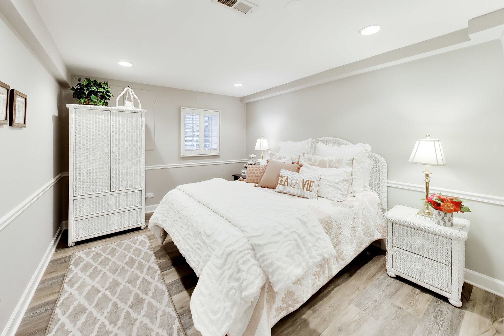 860 S Carriageway Lane, Palatine, IL 60067