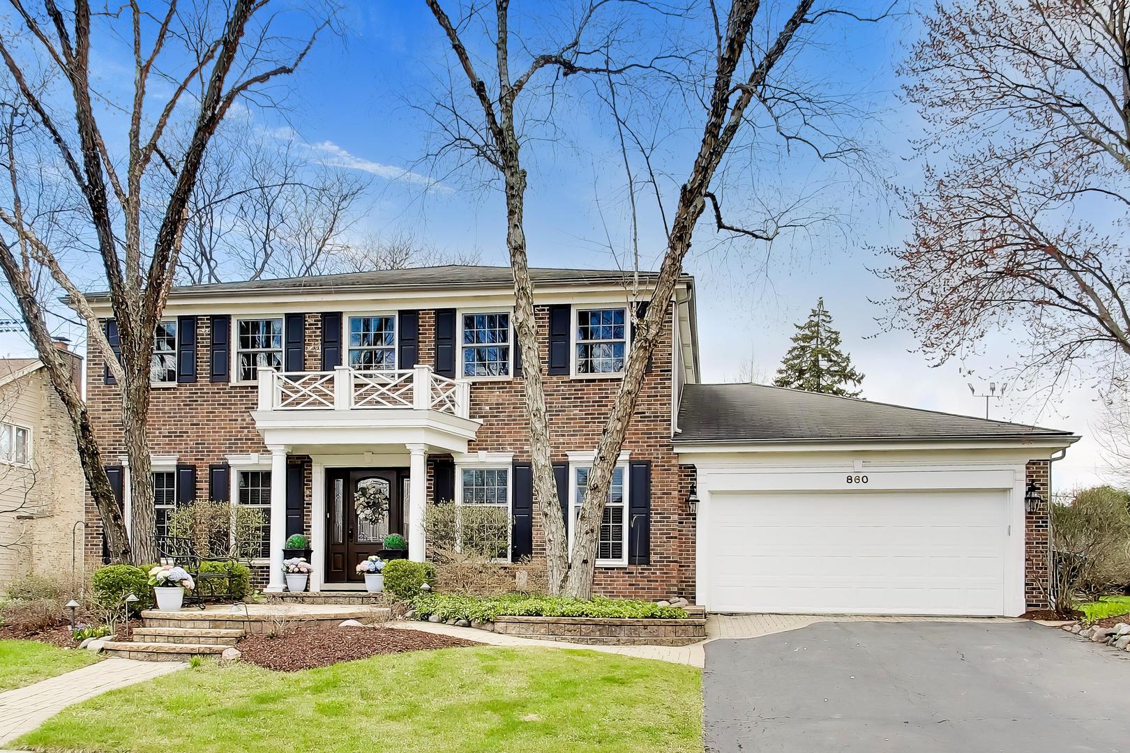 860 S Carriageway Lane, Palatine, IL 60067