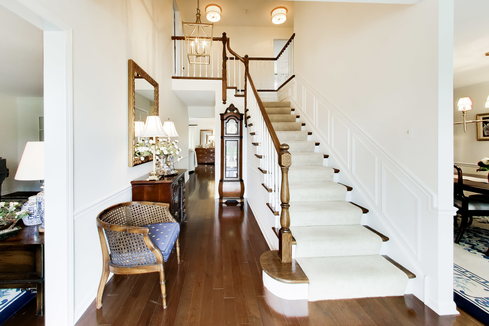 860 S Carriageway Lane, Palatine, IL 60067