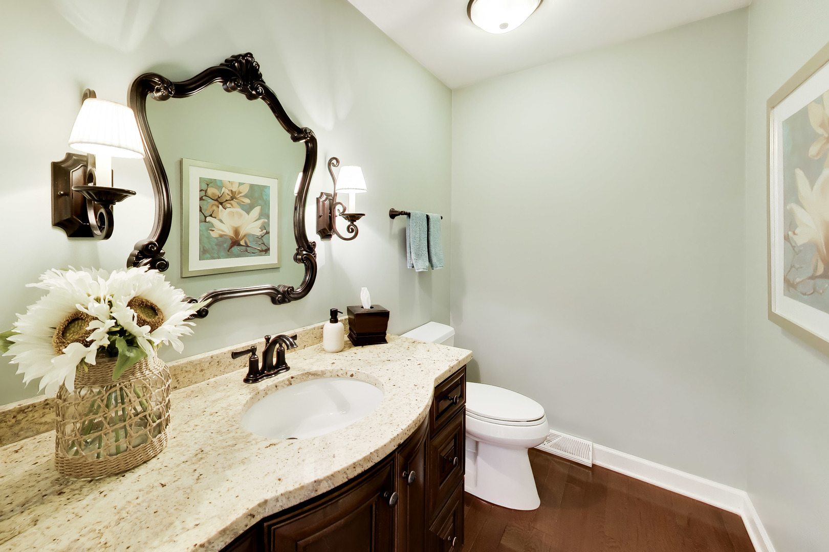 860 S Carriageway Lane, Palatine, IL 60067