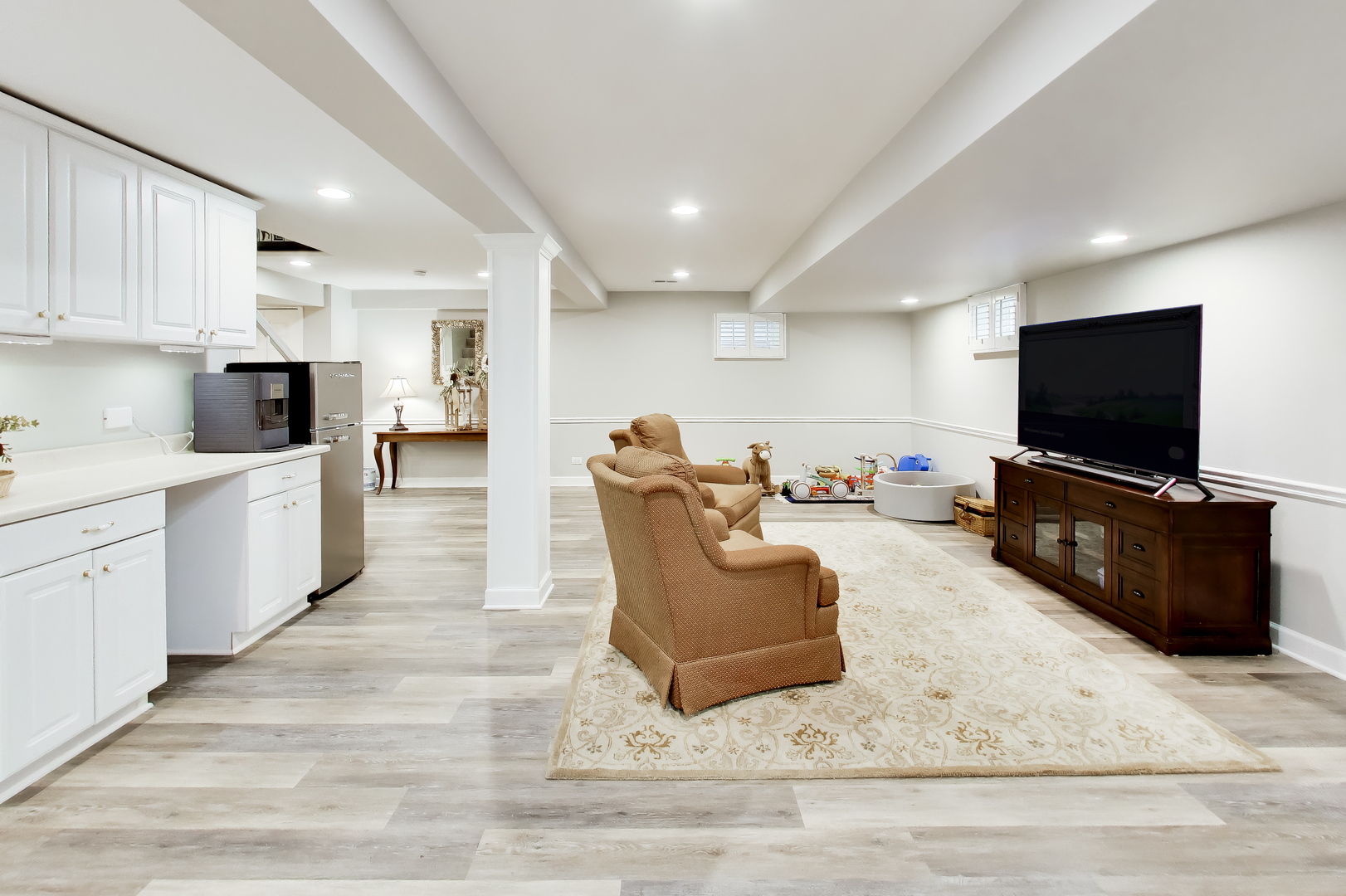 860 S Carriageway Lane, Palatine, IL 60067