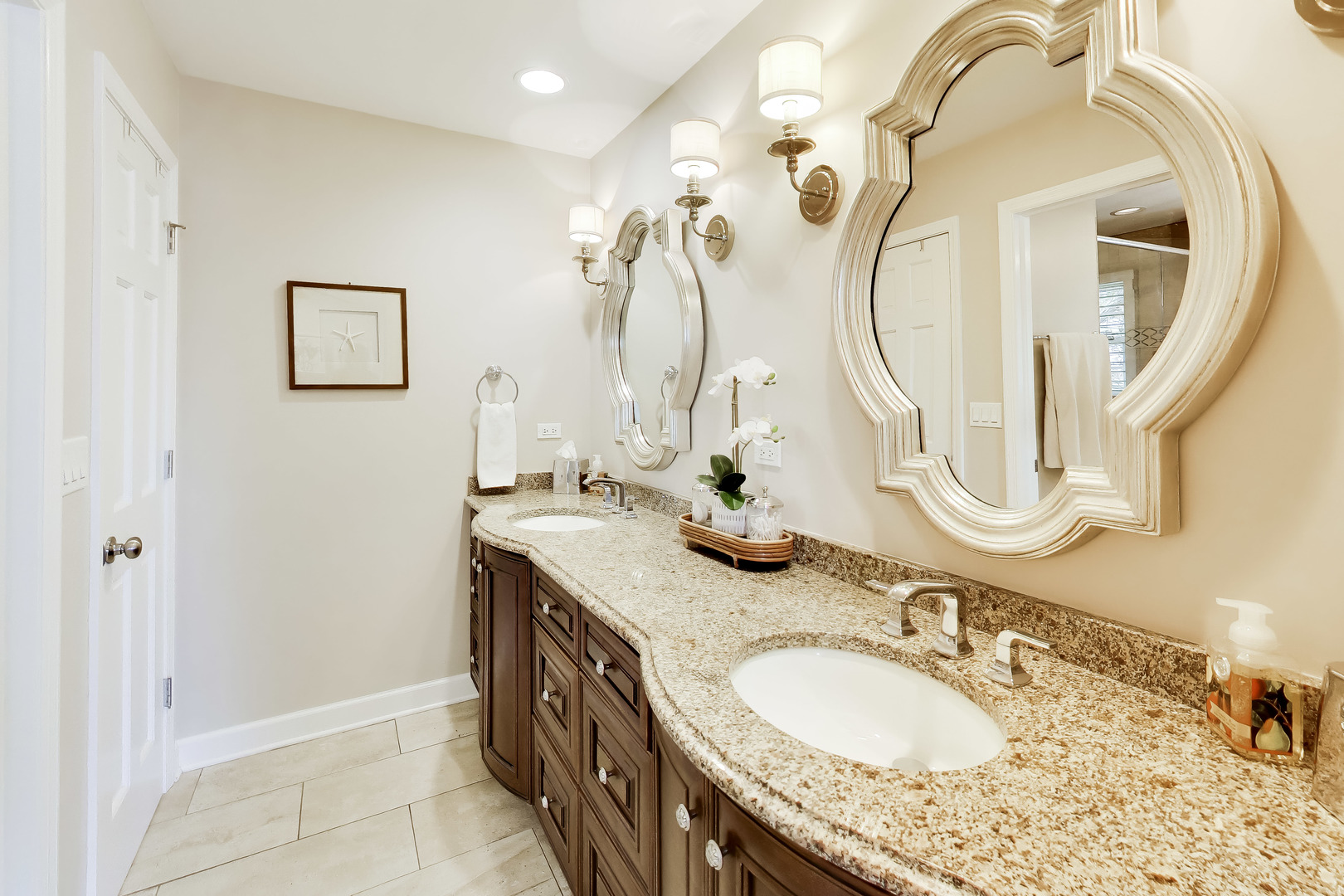 860 S Carriageway Lane, Palatine, IL 60067