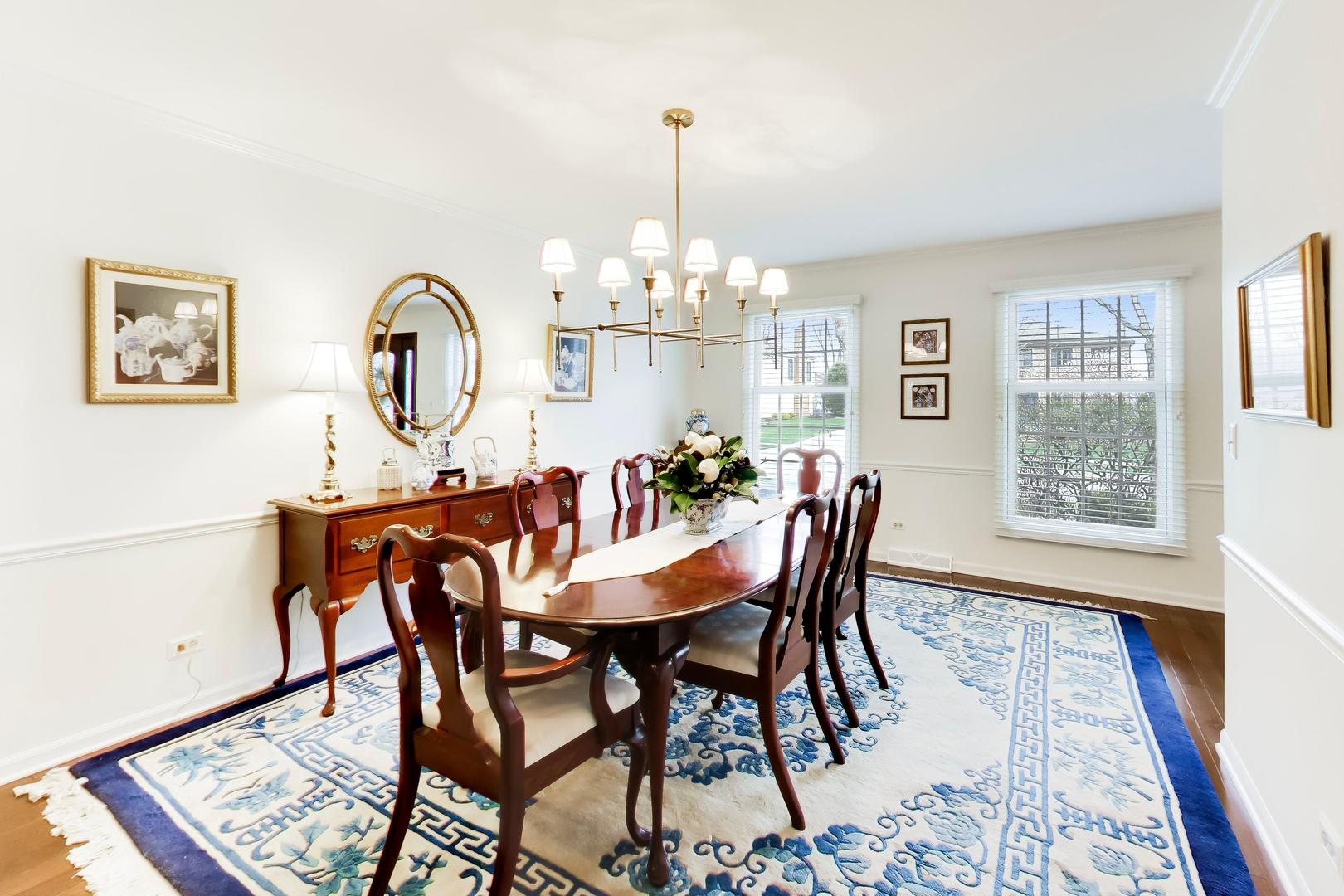 860 S Carriageway Lane, Palatine, IL 60067