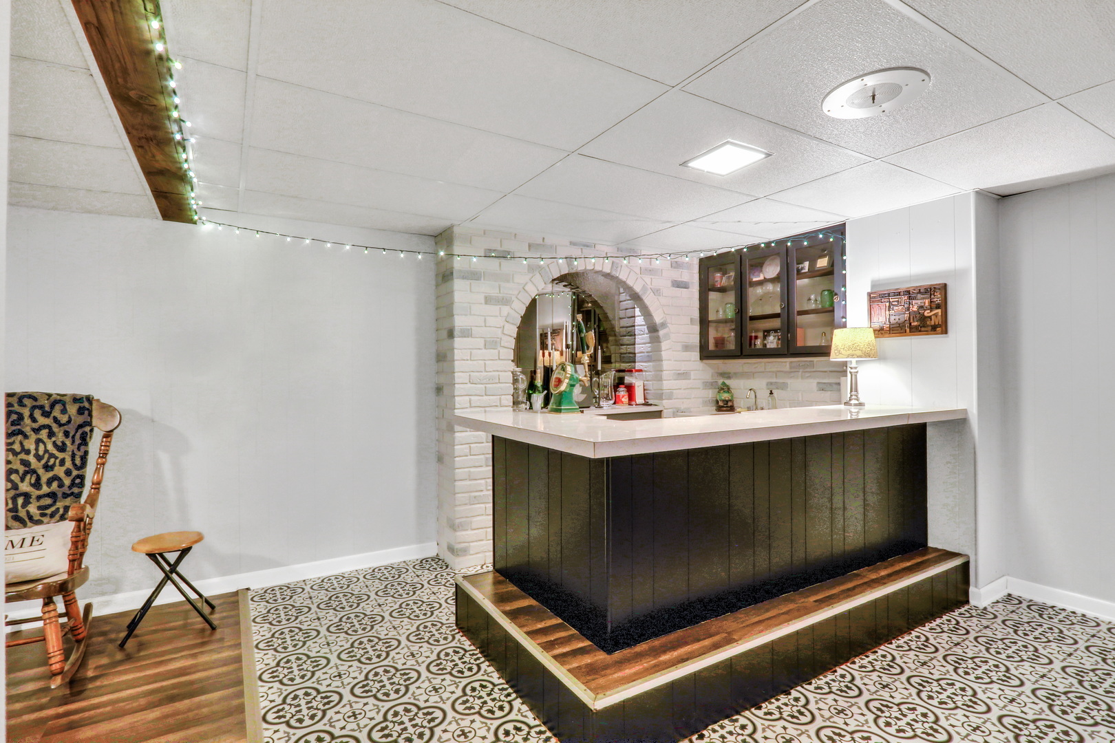 535 Thompson Avenue, Winthrop Harbor, IL 60096