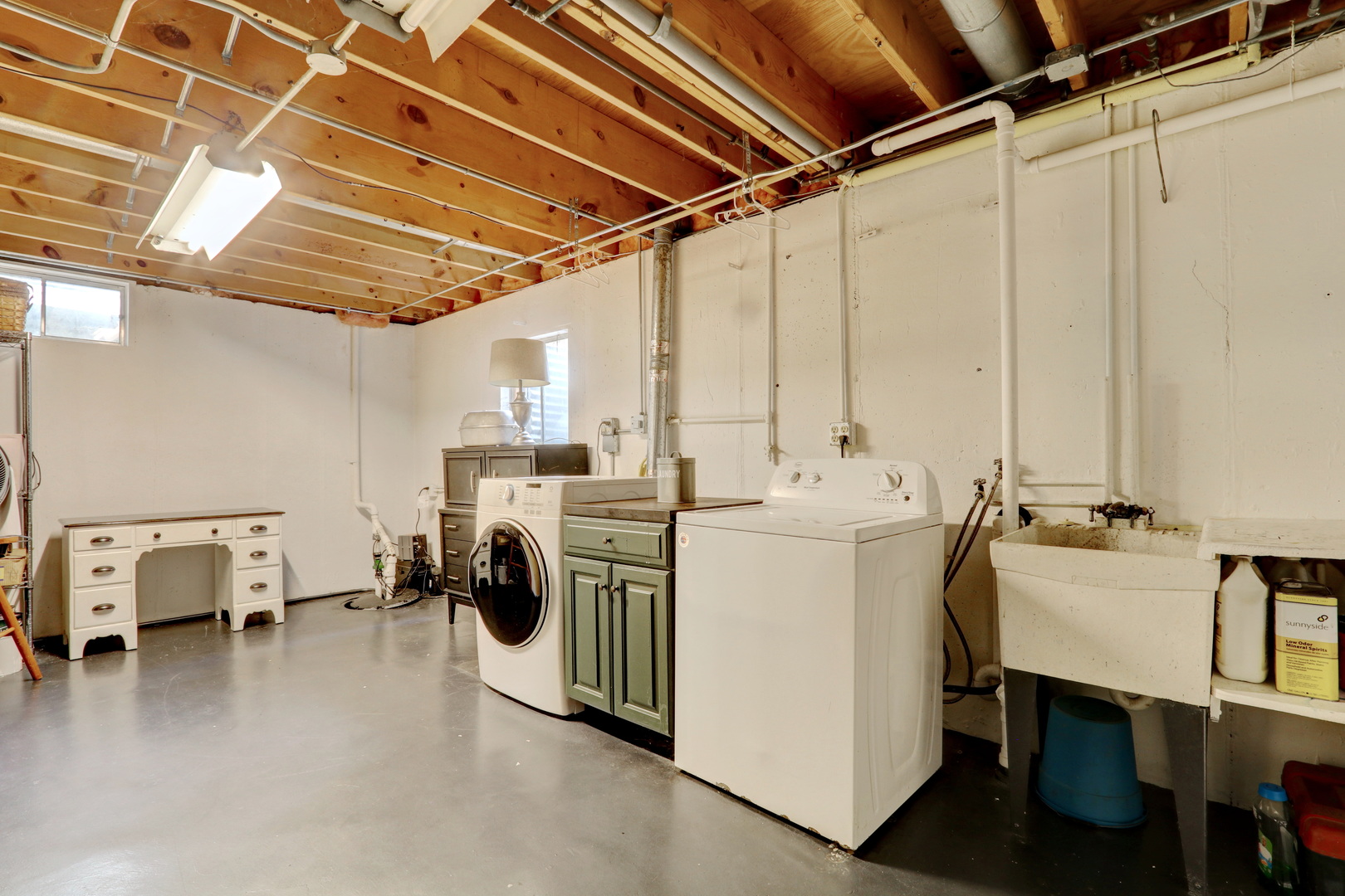 535 Thompson Avenue, Winthrop Harbor, IL 60096