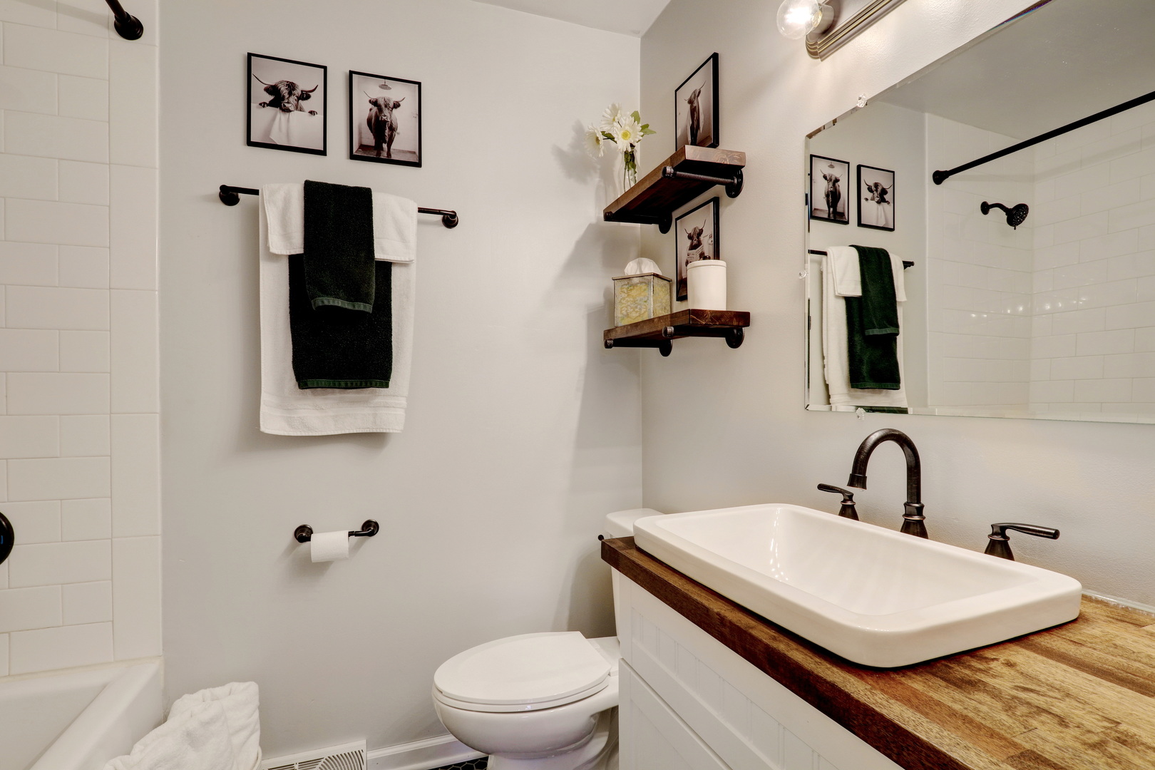 535 Thompson Avenue, Winthrop Harbor, IL 60096