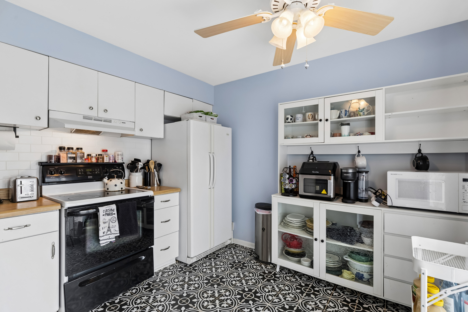 749 Shepard Court #749, Gurnee, IL 60031