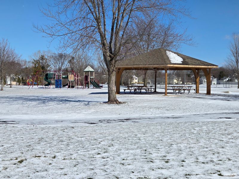 2646 Country Oaks Court, Aurora, IL 60502