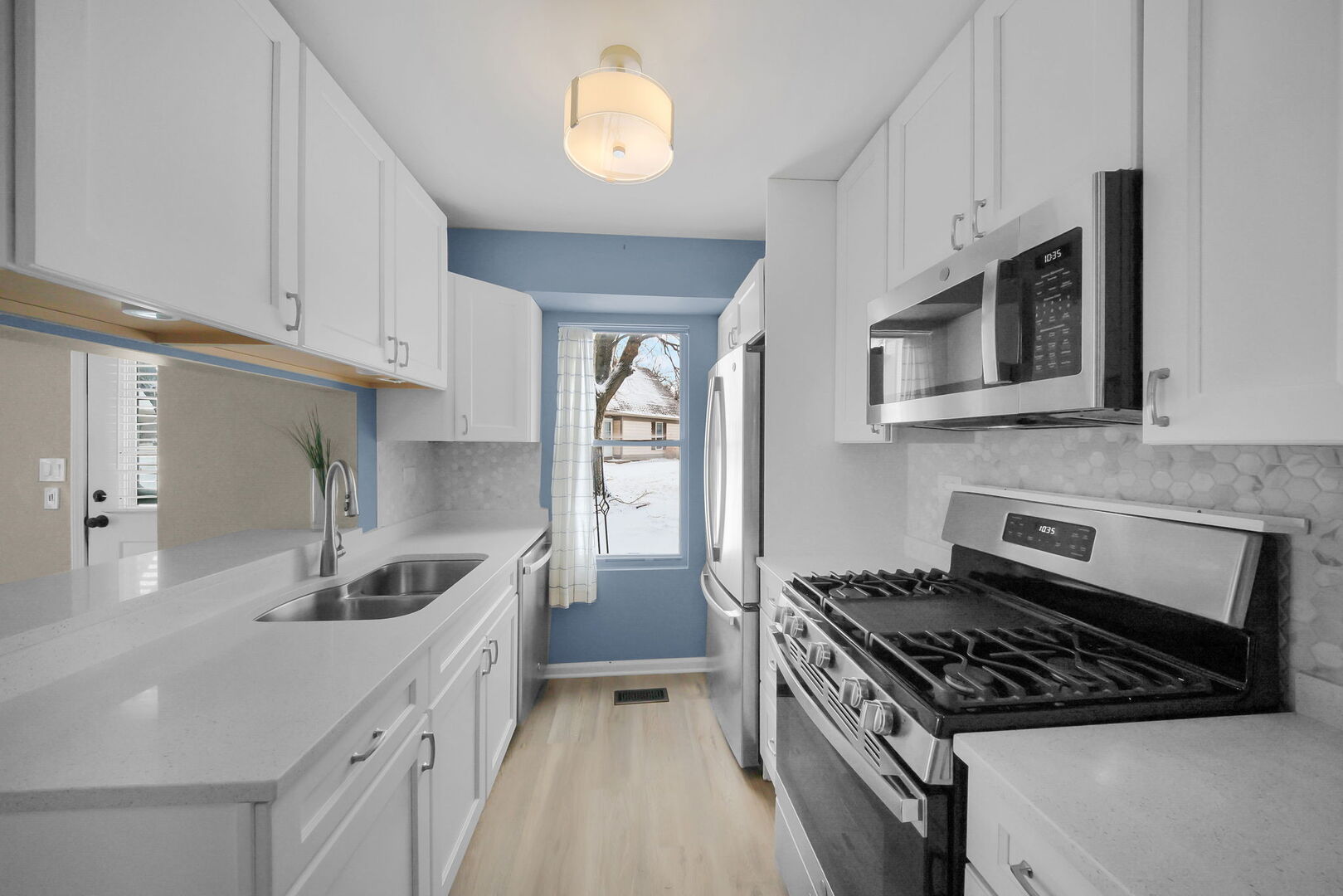 2646 Country Oaks Court, Aurora, IL 60502