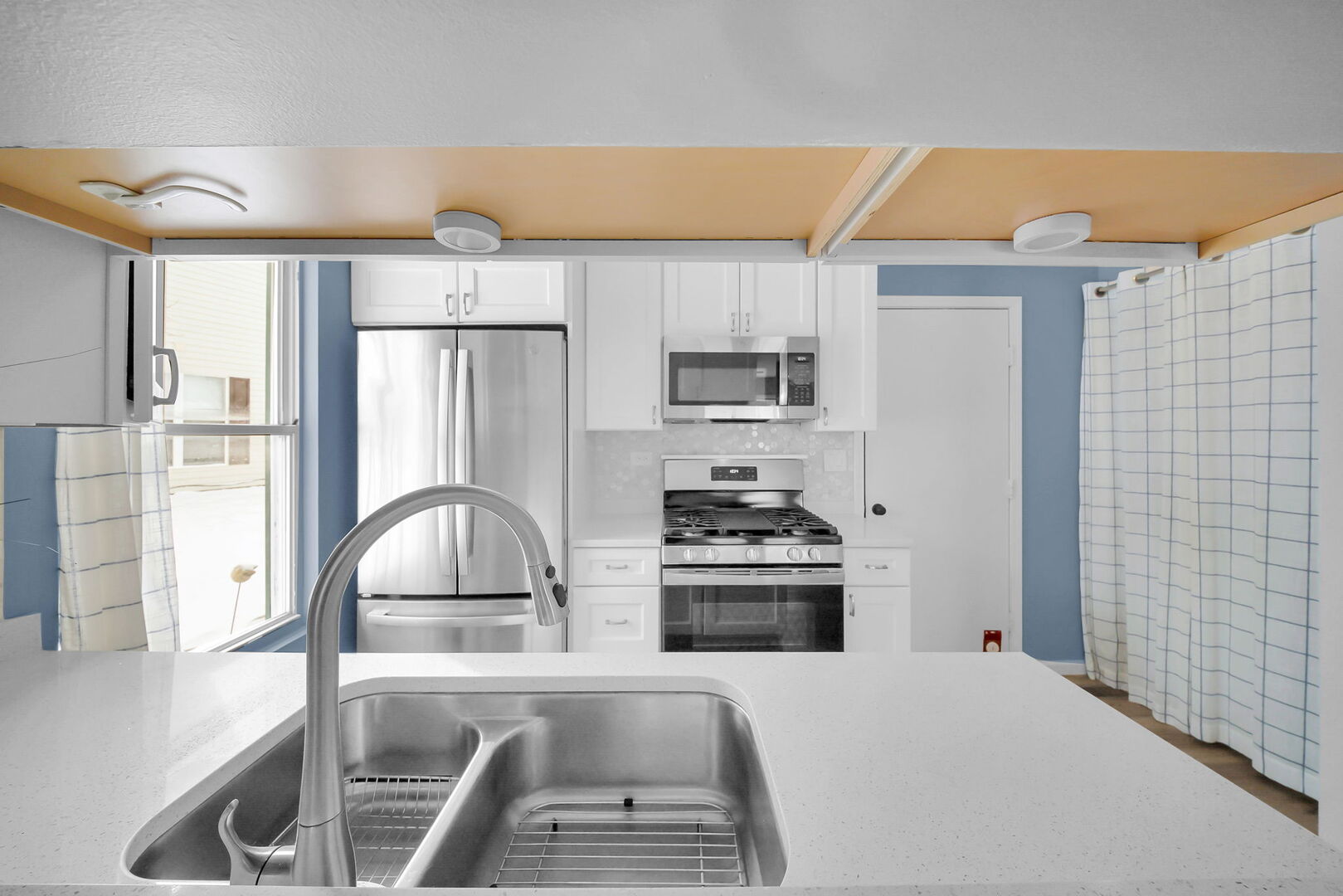 2646 Country Oaks Court, Aurora, IL 60502