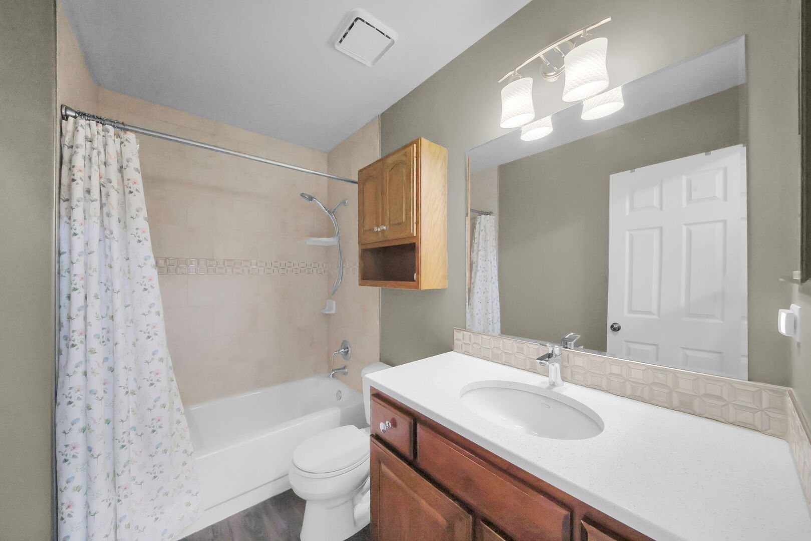 2646 Country Oaks Court, Aurora, IL 60502